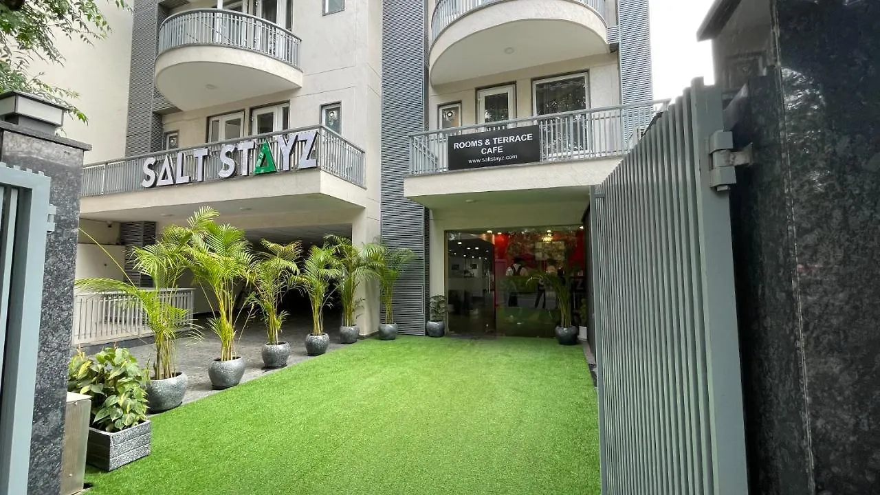 Saltstayz Hotel Huda City Center Gurgaon