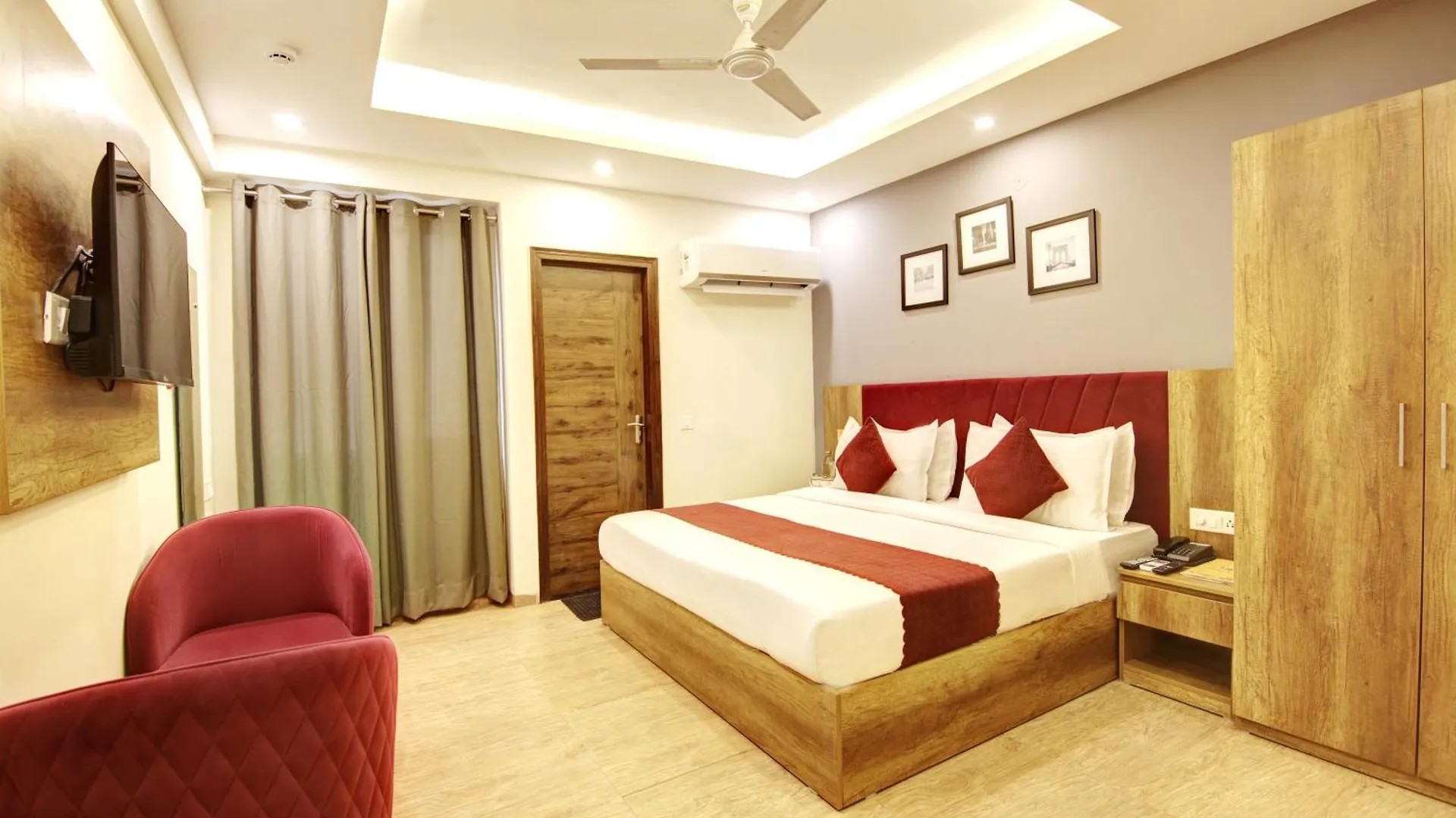 Saltstayz Hotel Huda City Center Gurgaon