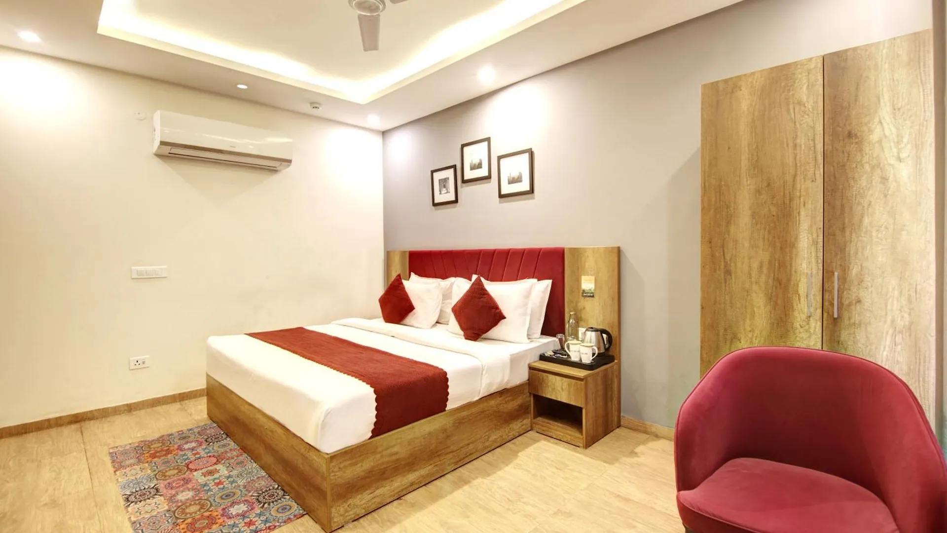 Saltstayz Hotel Huda City Center Gurgaon