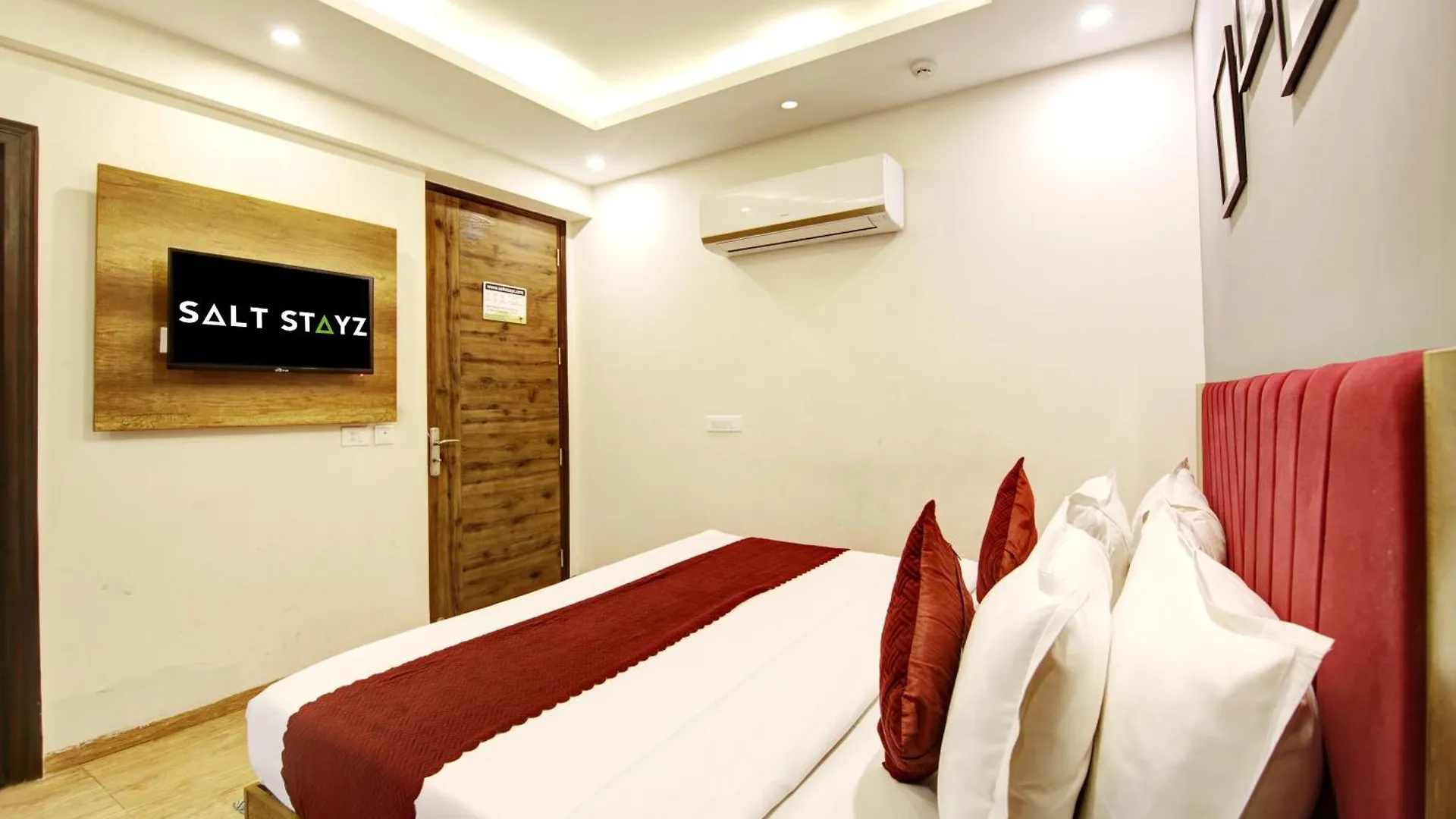 Saltstayz Hotel Huda City Center Gurgaon